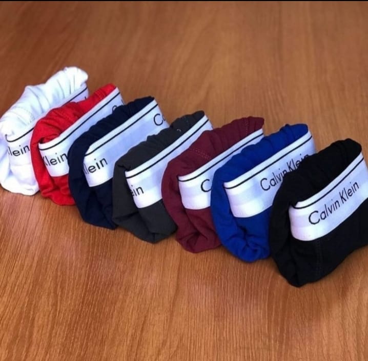 Combo 12 Boxers + Gratis 12 pares de medias